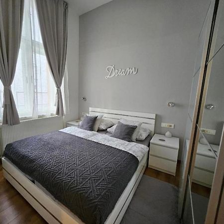 Main Square Dream Apartment Загреб Екстериор снимка