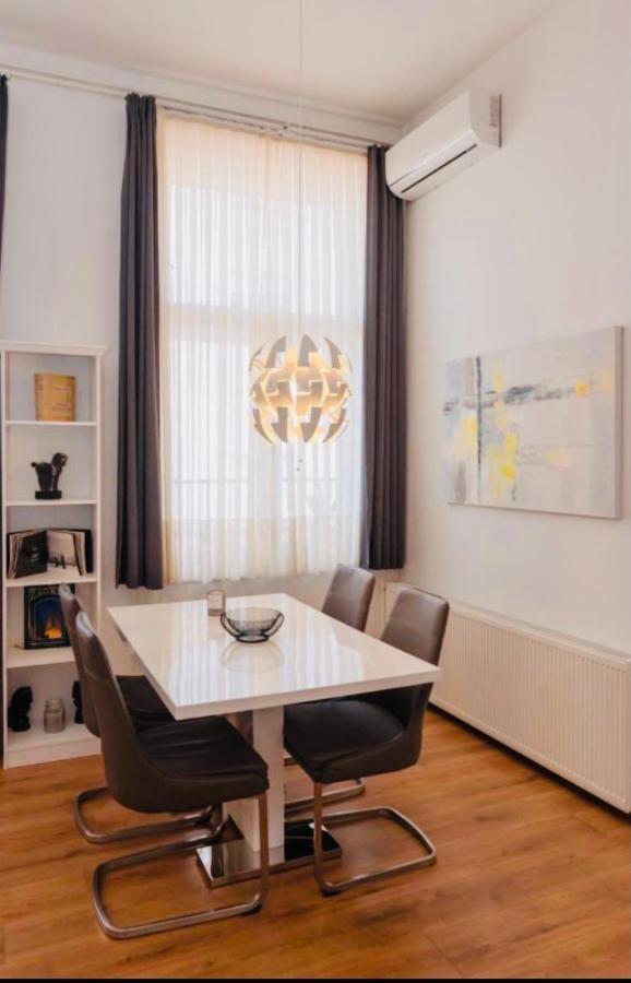 Main Square Dream Apartment Загреб Екстериор снимка